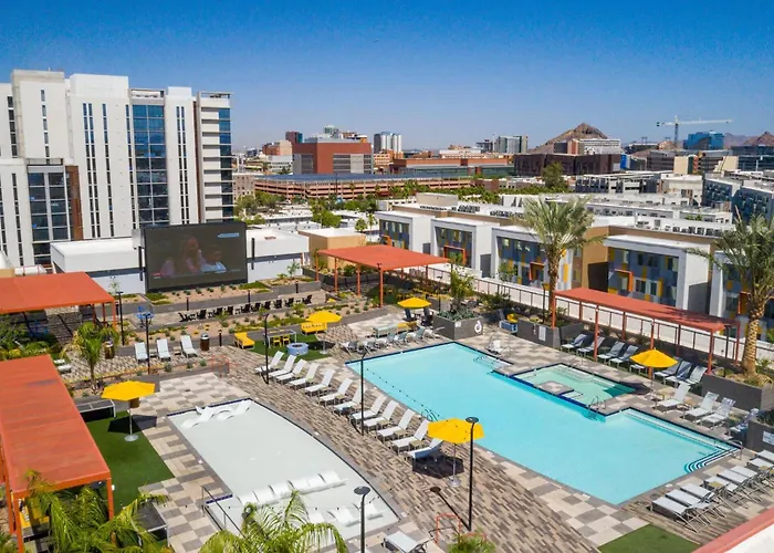 Boulevard Modern 1br Asu Pool Gym 12 Apartment